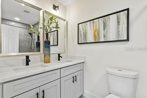Bathroom, Dual Sink Vanities, Interior, Recessed Lighting