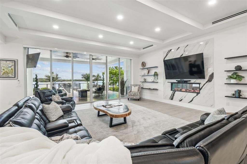 Interior, Living room, Recessed Lighting, Wood Texture Flooring