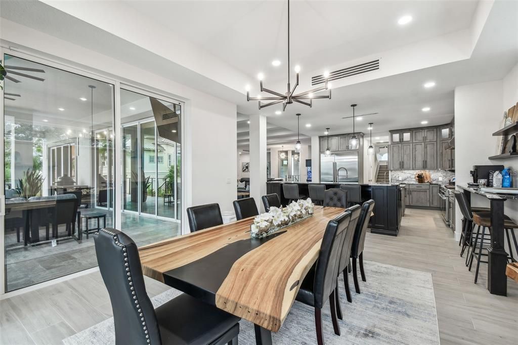 Dining room, Interior, Kitchen, Pendant Lights, Recessed Lighting, Wood Texture Flooring