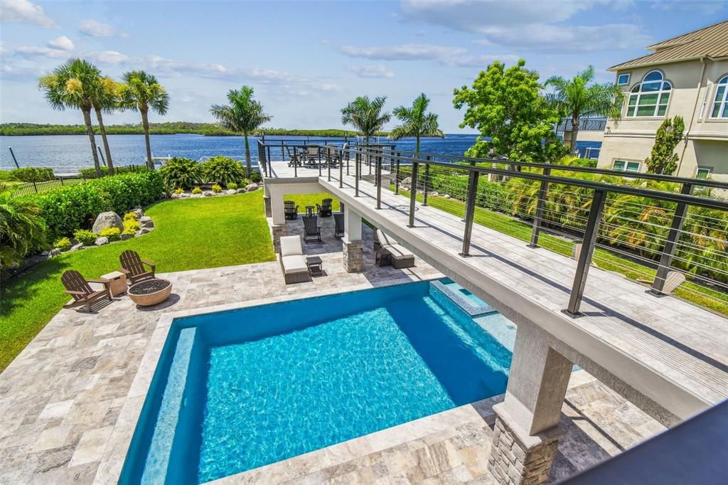 Exterior, Pool, Water
