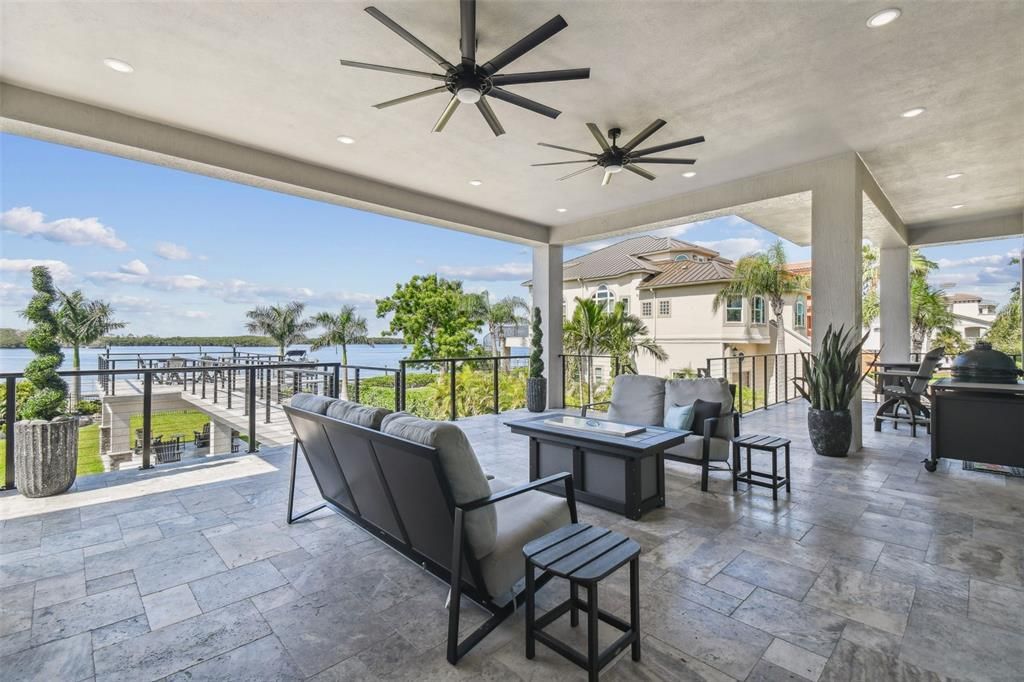 Exterior, Recessed Lighting, Water
