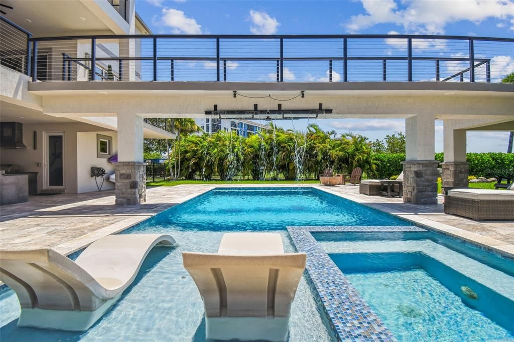 Exterior, Pool, Water
