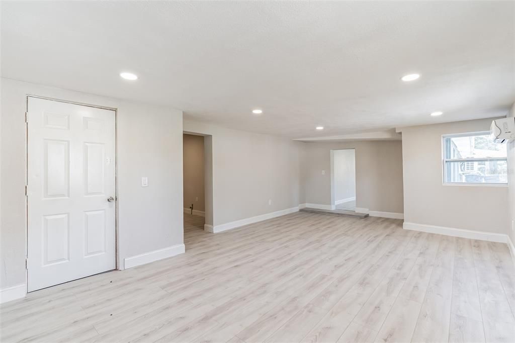 Empty room, Interior, Recessed Lighting, Wood Texture Flooring