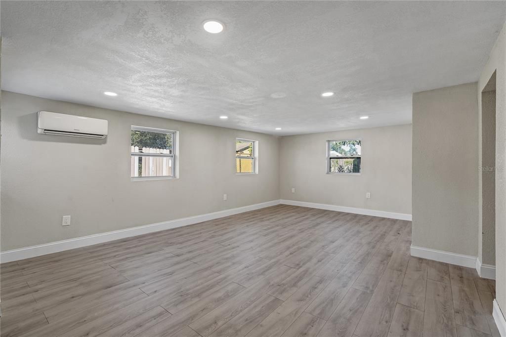 Empty room, Interior, Recessed Lighting, Wood Texture Flooring