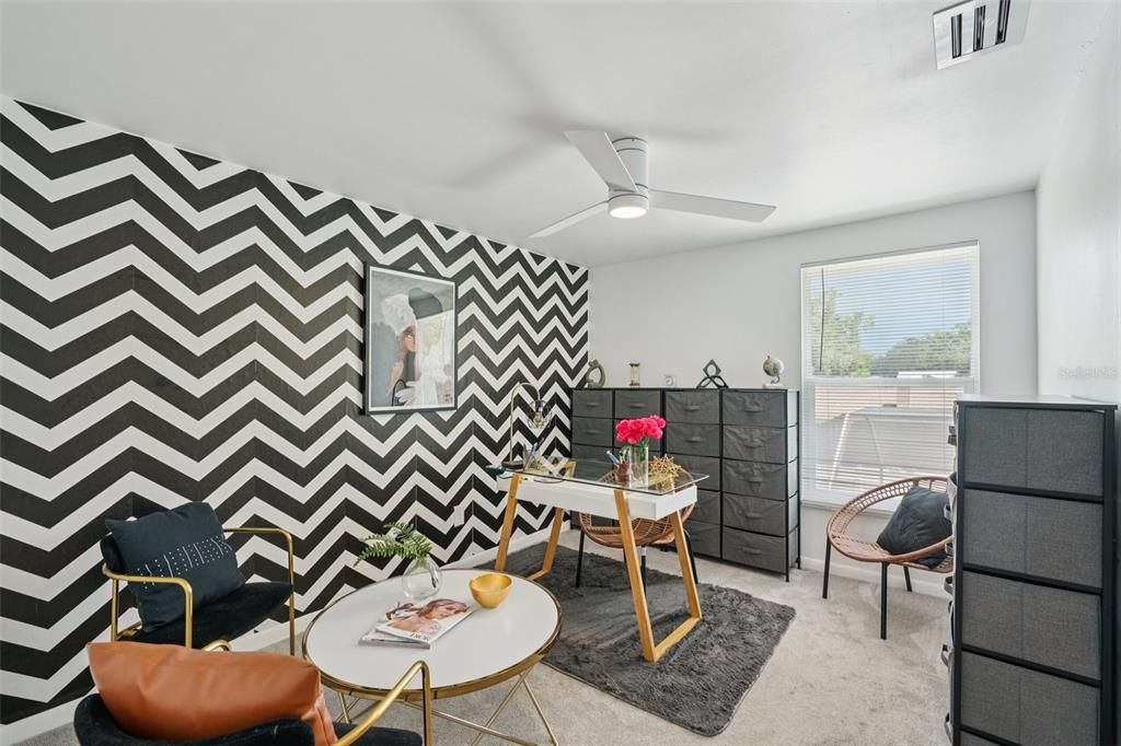 Home Office, Interior