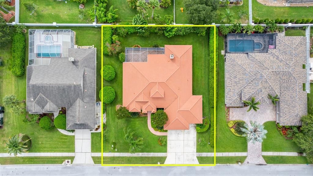 Exterior, Drone
