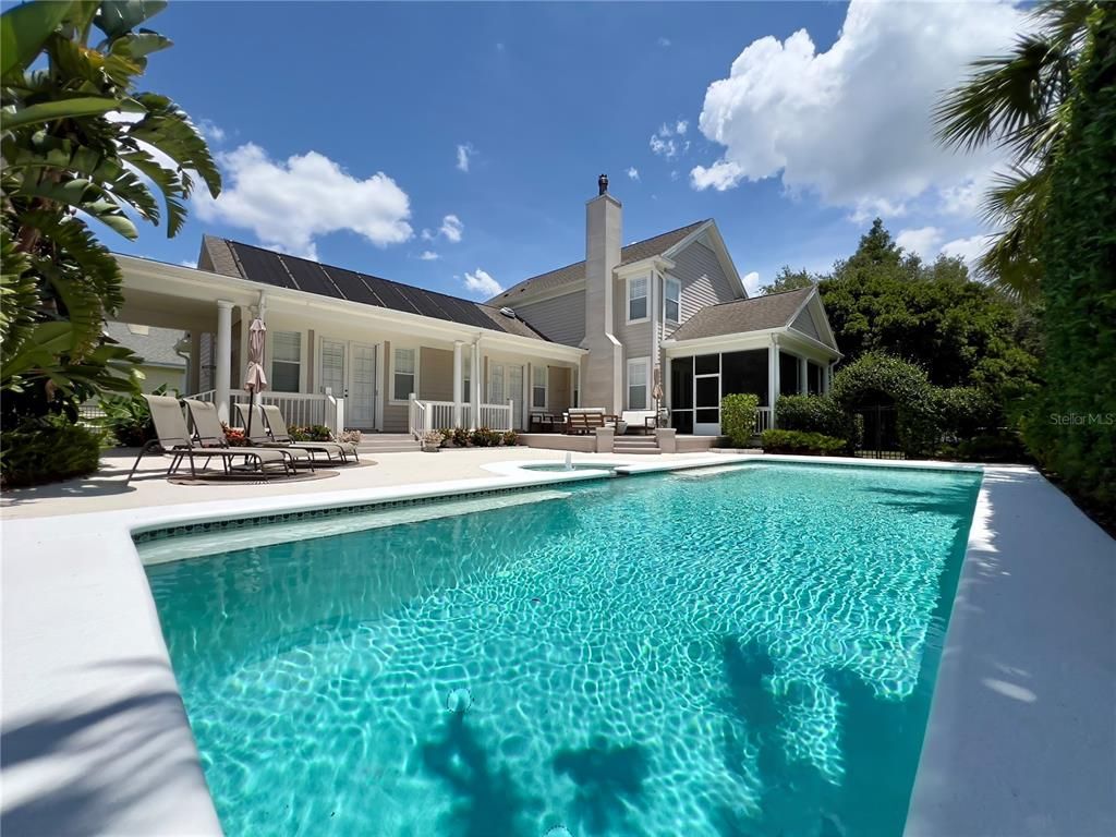Exterior, Pool
