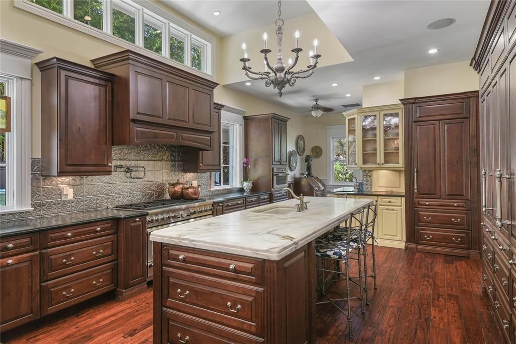 Chandelier, Interior, Kitchen, Recessed Lighting, Wood Texture Flooring