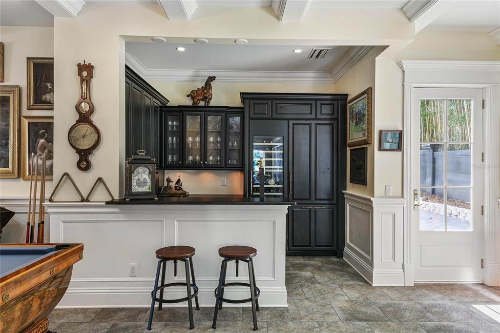 Billiard Table, Interior, Kitchen, Recessed Lighting