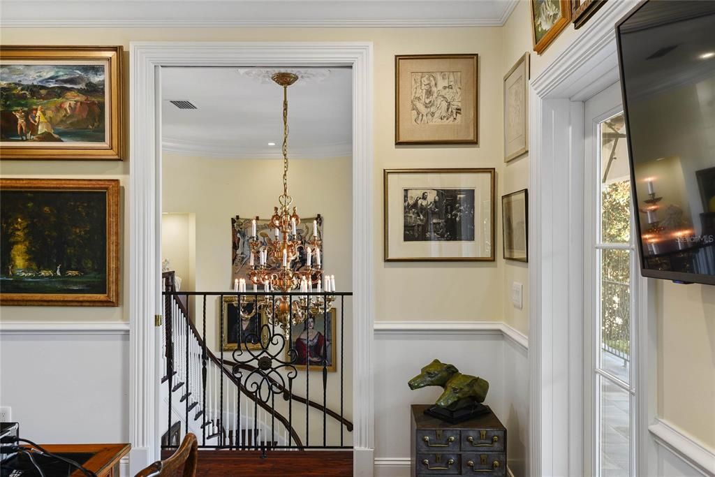 Chandelier, Interior, Recessed Lighting, Wood Texture Flooring