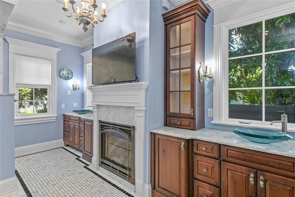 Chandelier, Fireplace, Interior