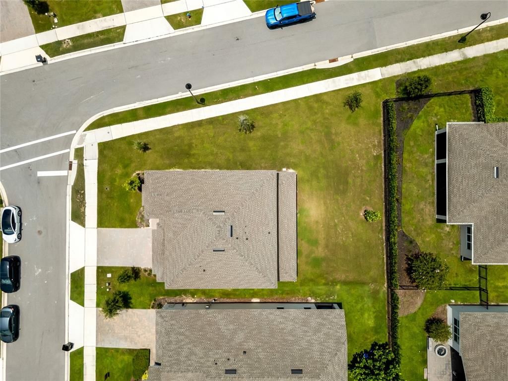 Exterior, Drone