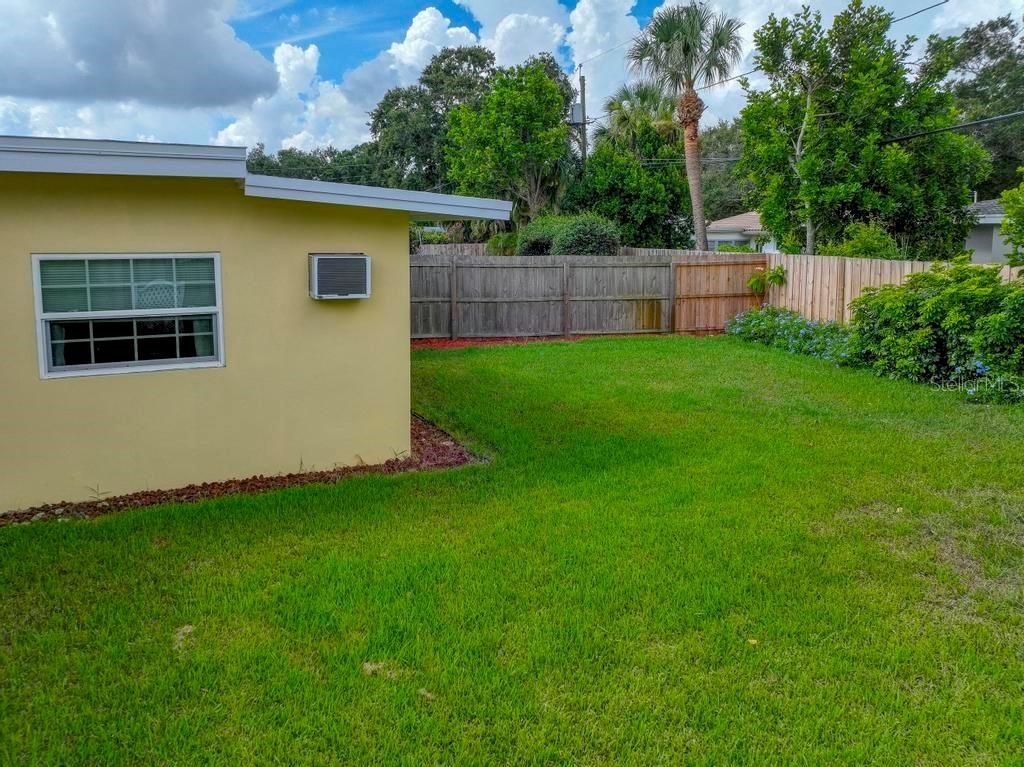 Backyard, Exterior