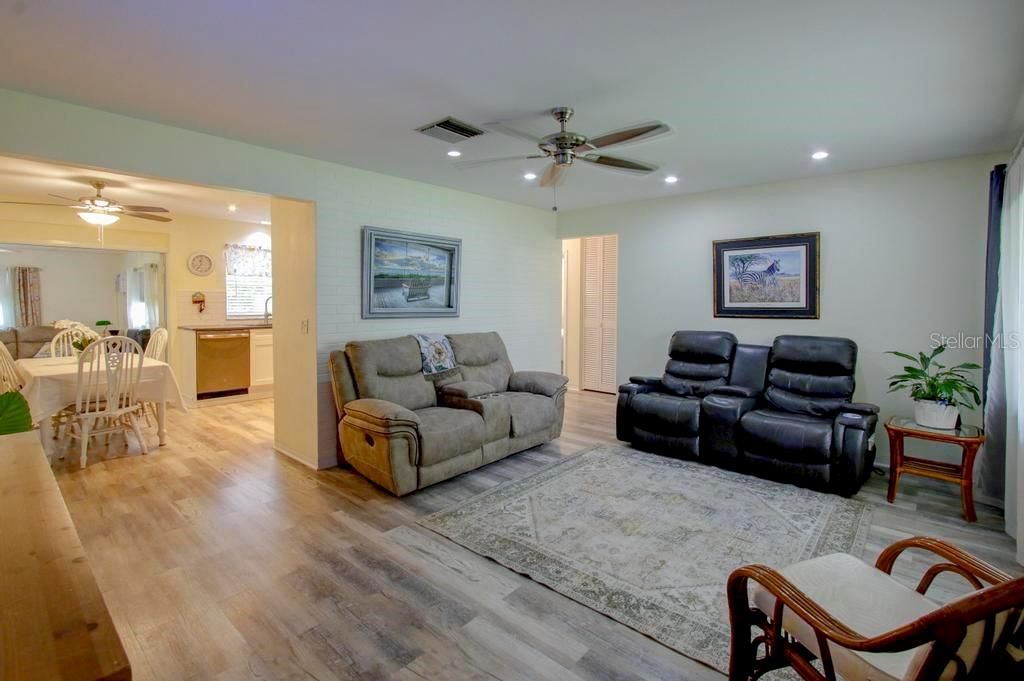 Dining room, Interior, Living room, Recessed Lighting, Wood Texture Flooring