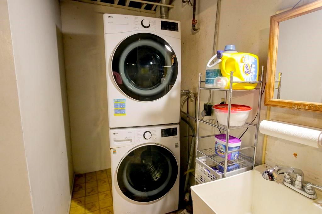Interior, Utility Closets, Washer