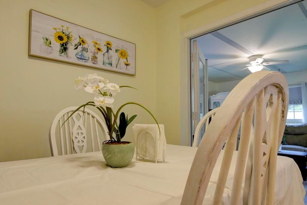 Dining room, Interior