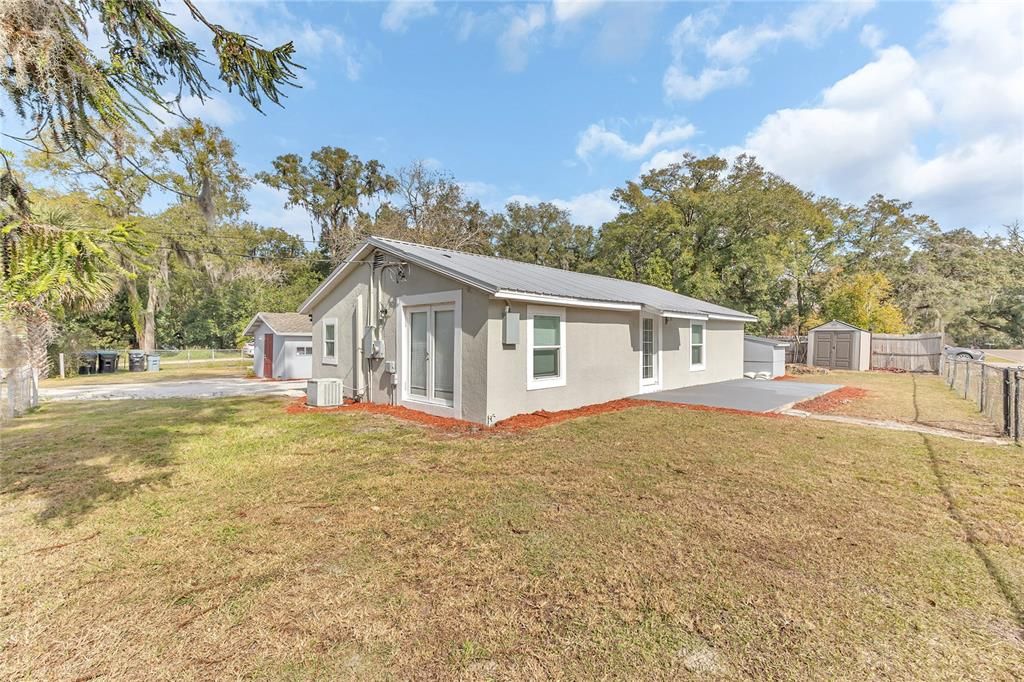 Backyard, Exterior