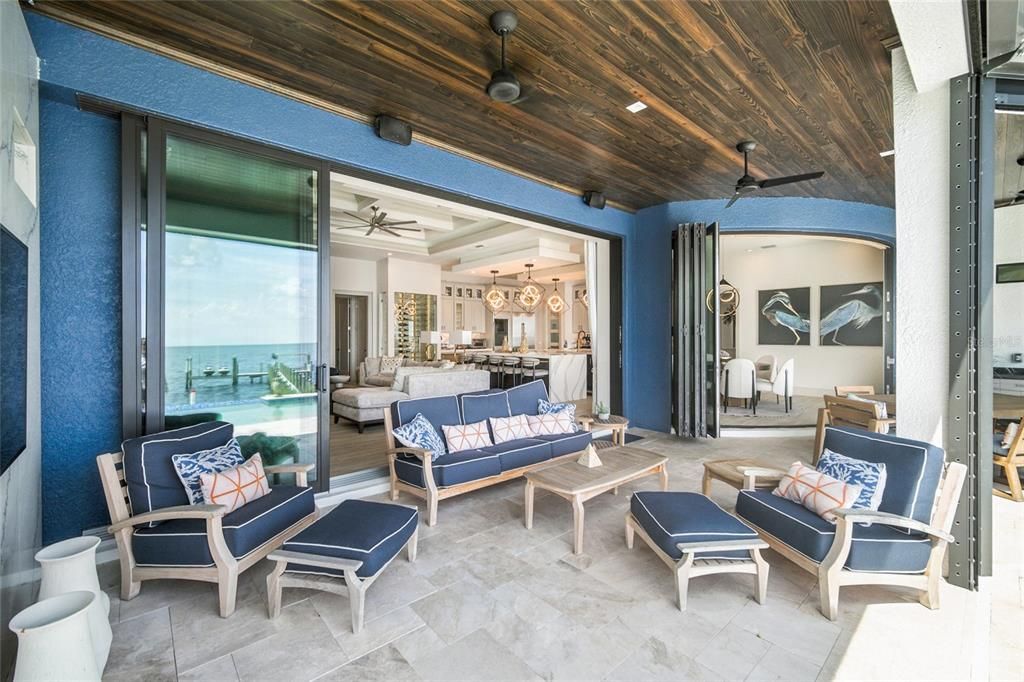 Interior, Living room, Recessed Lighting, Water