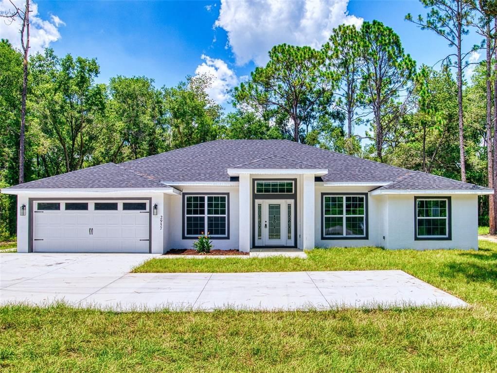 Attached, Backyard, Exterior, Facade, Ranch