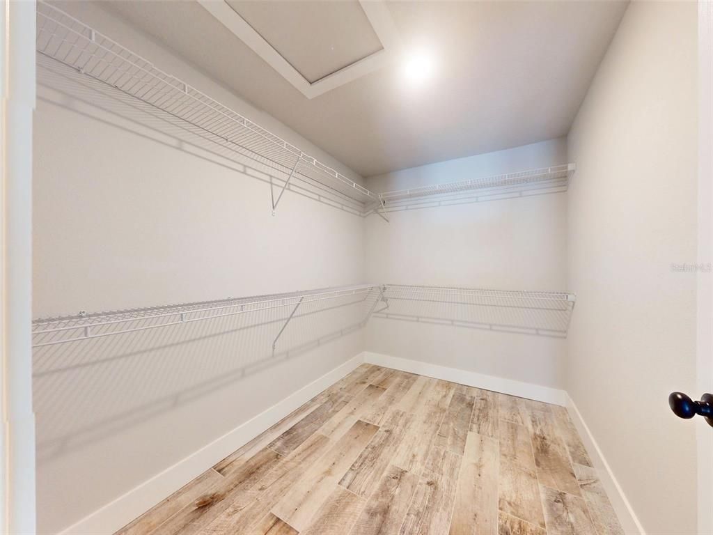 Interior, Recessed Lighting, Walk-in Closets, Wood Texture Flooring