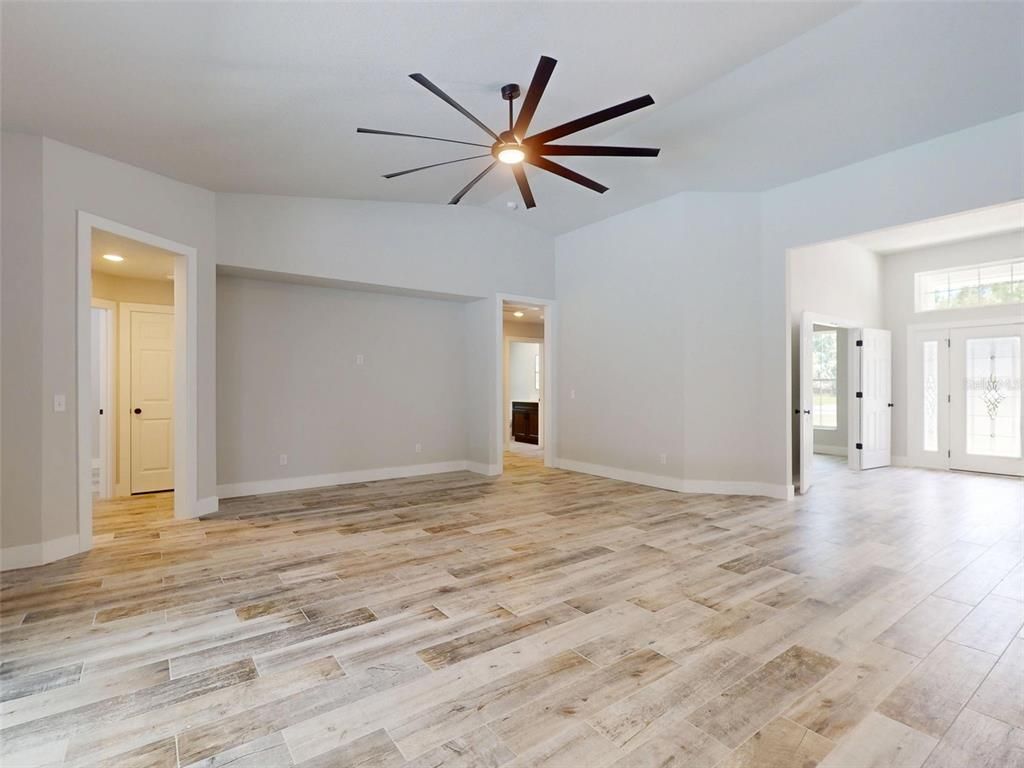 Empty room, Interior, Recessed Lighting, Wood Texture Flooring