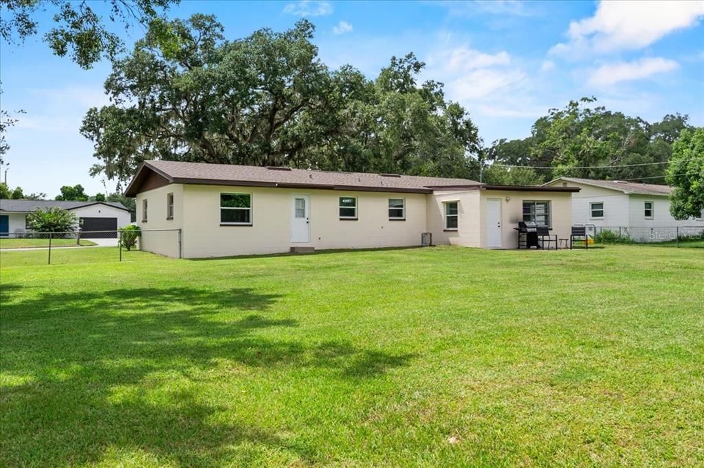 Backyard, Exterior