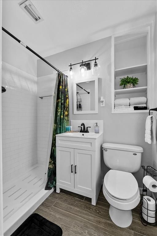 Bathroom, Interior, Wood Texture Flooring