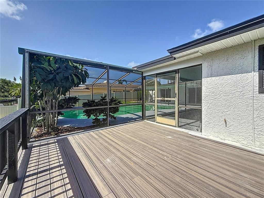 Exterior, Wood Texture Flooring