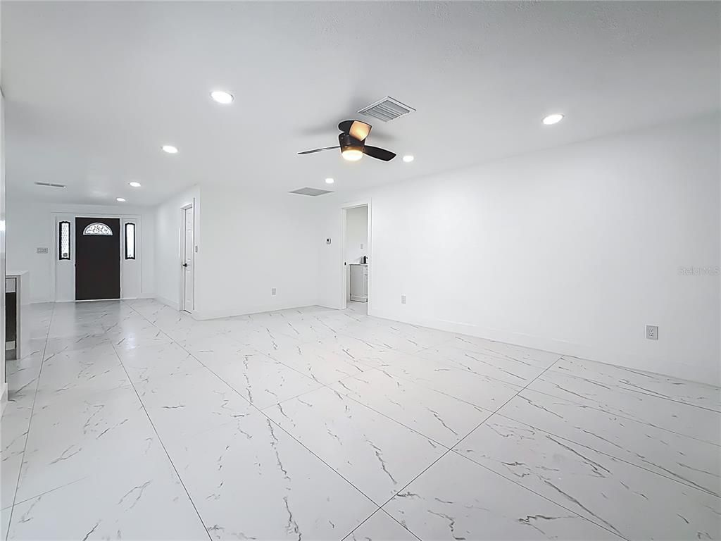 Empty room, Interior, Marble, Recessed Lighting