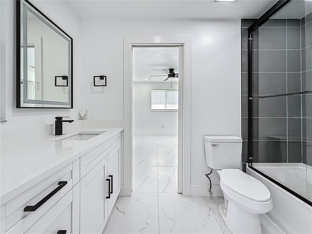 Bathroom, Interior, Marble, Recessed Lighting
