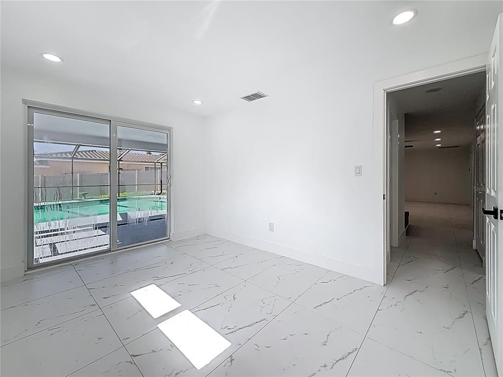 Empty room, Interior, Marble, Recessed Lighting