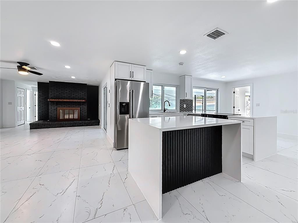 Fireplace, Interior, Kitchen, Marble, Recessed Lighting