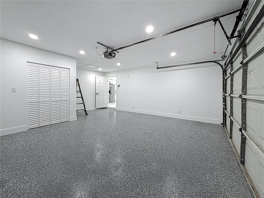 Garage, Interior, Recessed Lighting