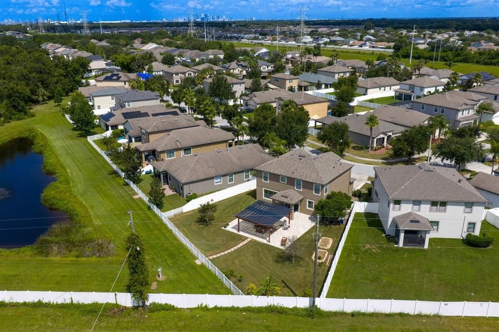 Exterior, Drone