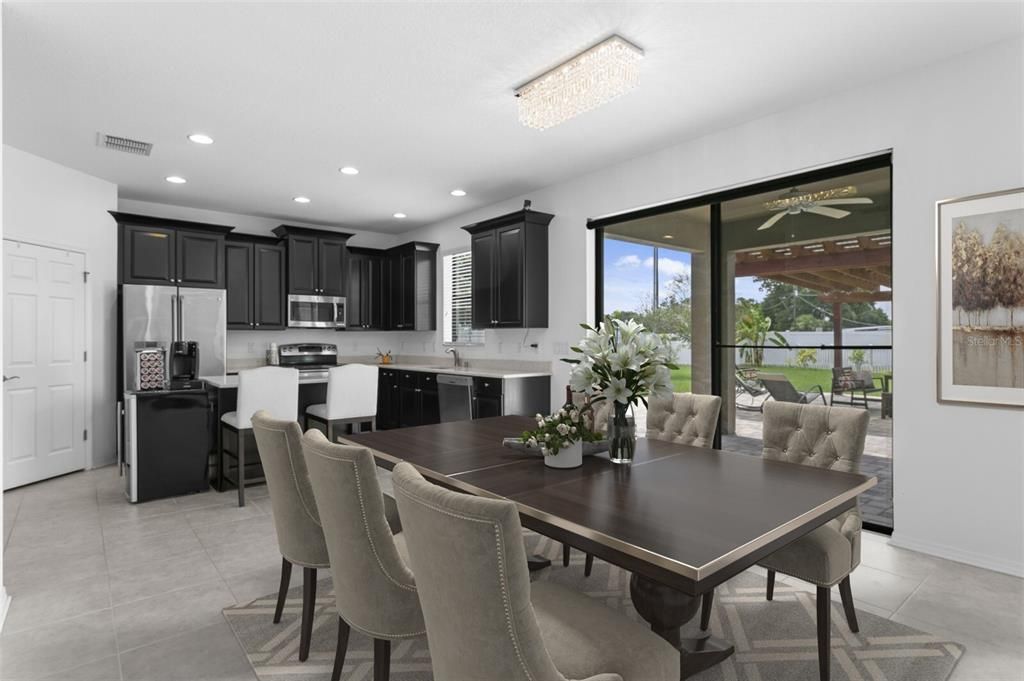 Dining room, Interior, Kitchen, Recessed Lighting, Stainless Steel Appliances