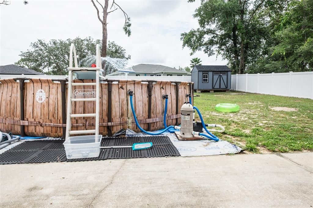 Backyard, Exterior