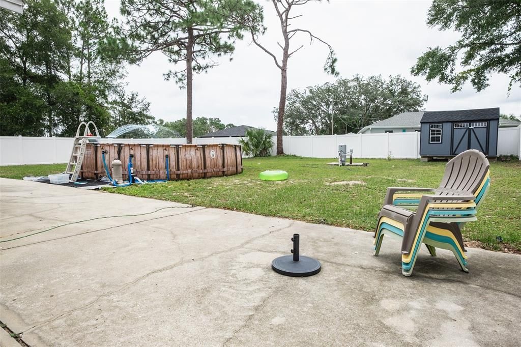 Backyard, Exterior