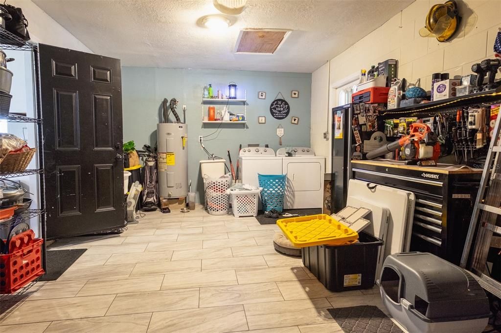 Interior, Washer