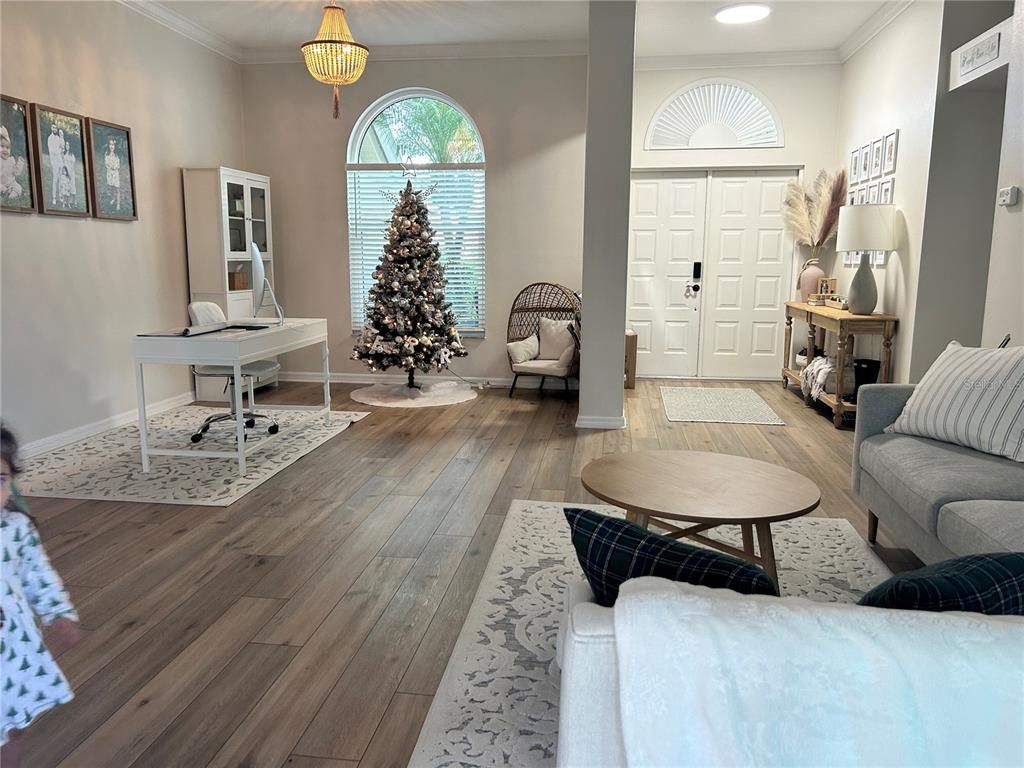 Home Office, Interior, Pendant Lights, Recessed Lighting, Wood Texture Flooring