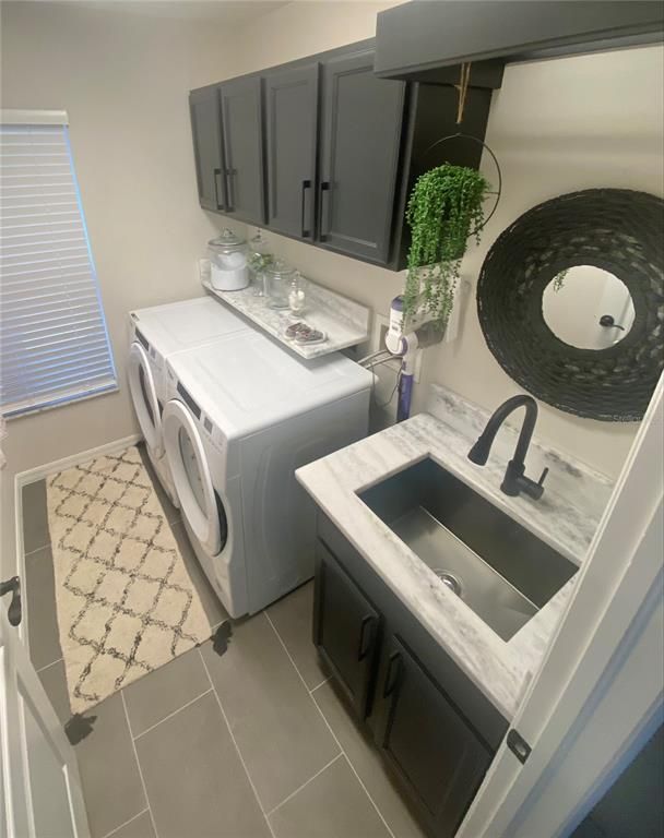 Interior, Washer