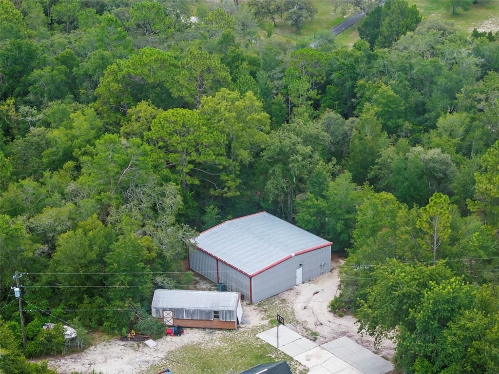 Exterior, Drone