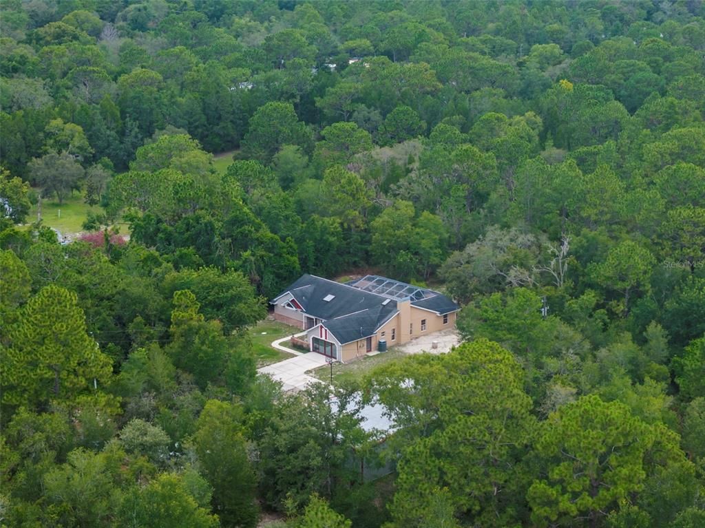 Exterior, Drone