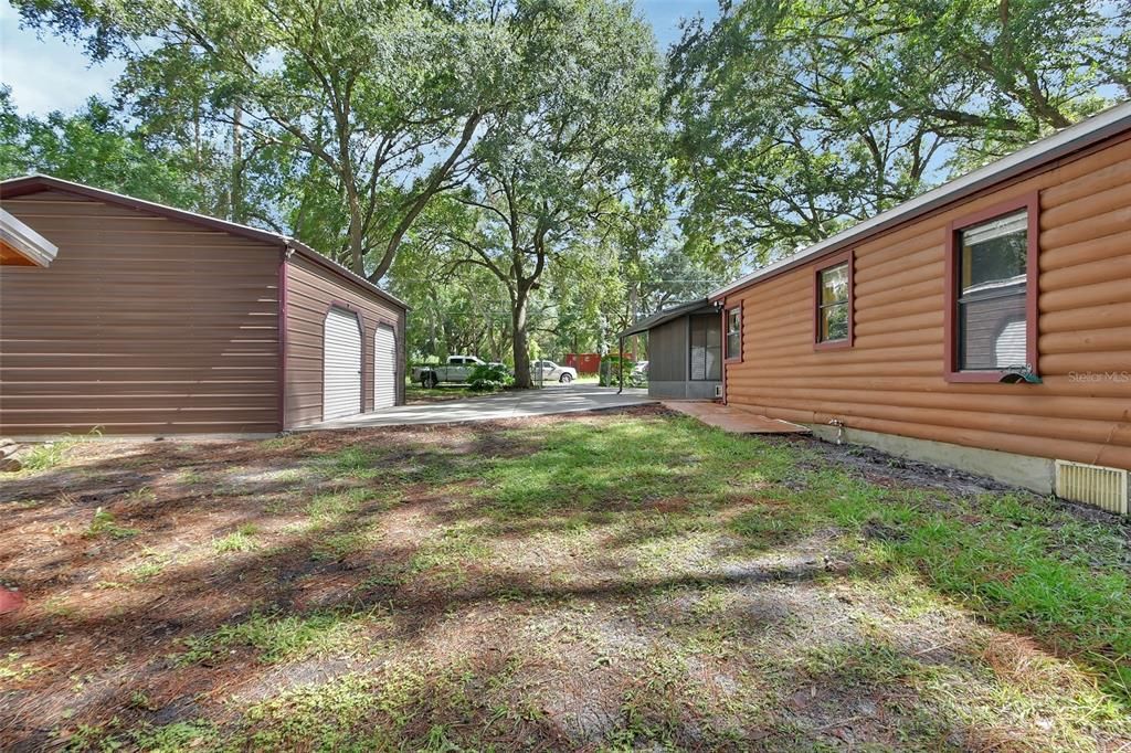 Backyard, Exterior