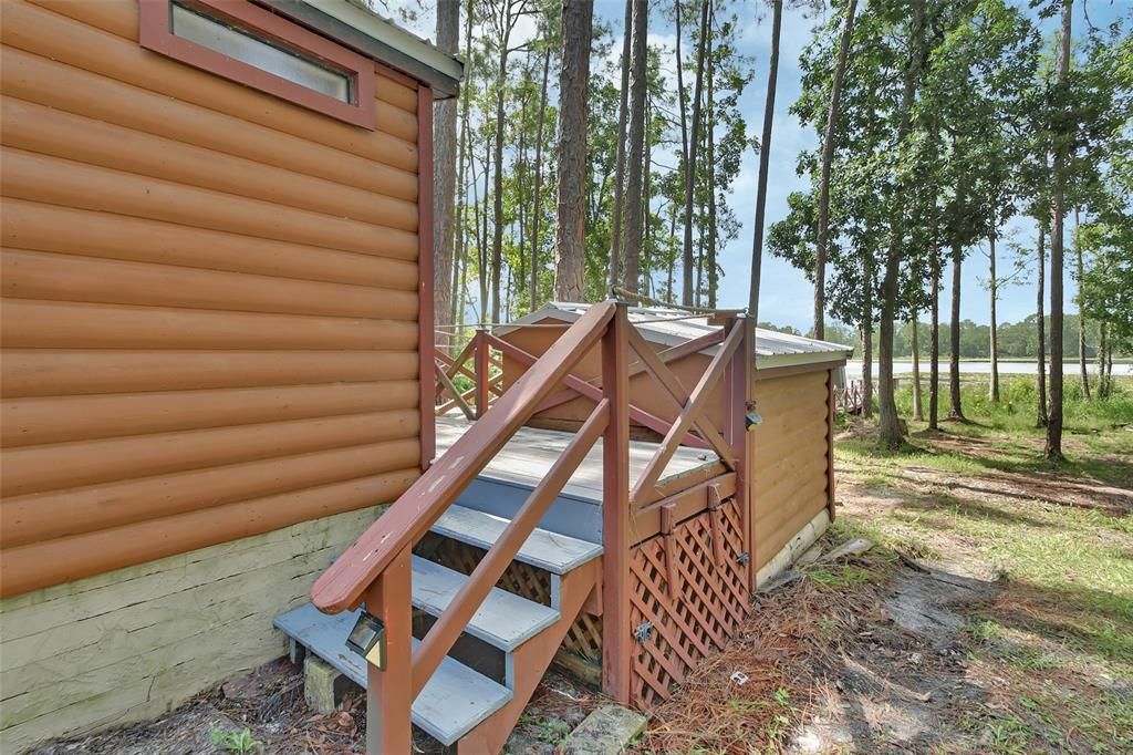 Exterior, Hot Tub