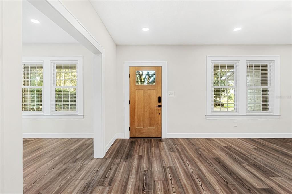 Empty room, Interior, Recessed Lighting, Wood Texture Flooring