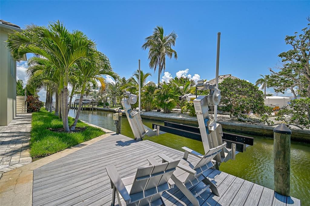 Exterior, Water
