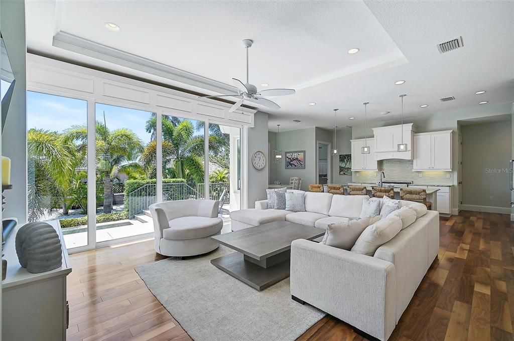 Interior, Kitchen, Living room, Pendant Lights, Recessed Lighting, Wood Texture Flooring