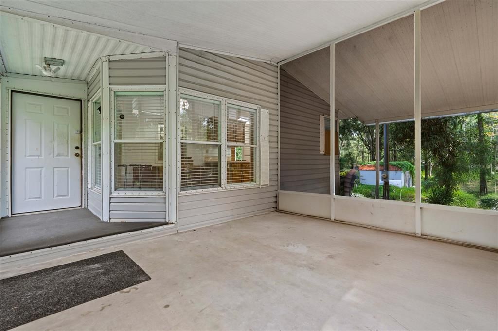 Exterior, Sun Room