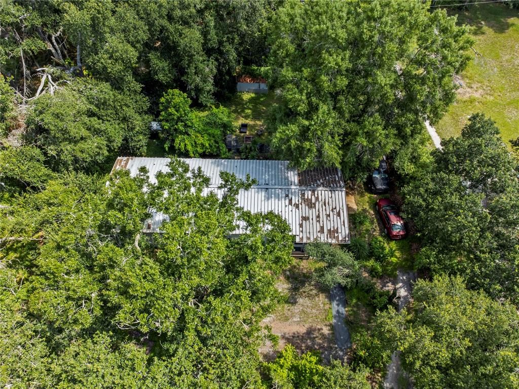 Exterior, Drone