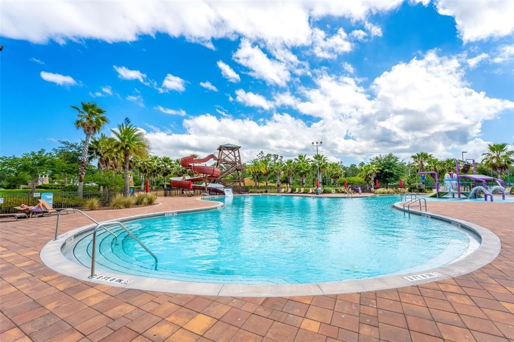Exterior, Playground, Pool